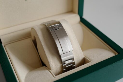 ROLEX SEA-DWELLER Ref.126600 - 画像 (9)