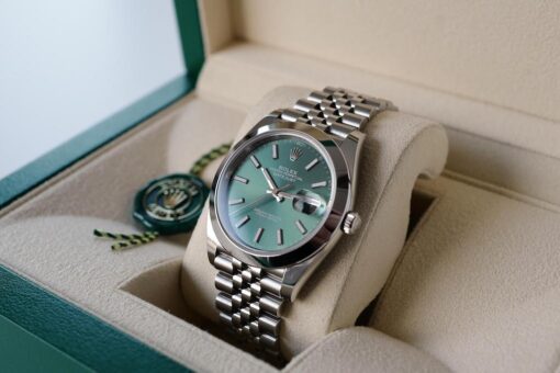 ROLEX DATE-JUST "Mint Green" Ref.126300 Jubilee Bracelet - 画像 (3)