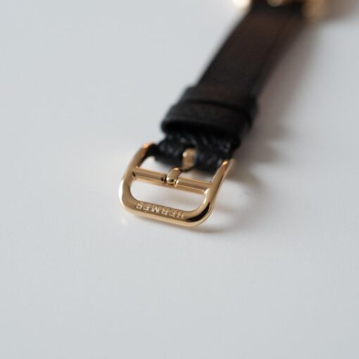 Hermès "Cape Cod"ケープコッド 18k Yellow Gold Black dial with Hermès Leather Strap - 画像 (10)