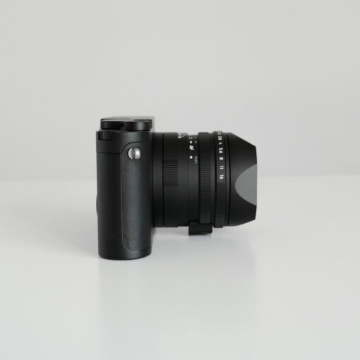 Leica Q2 Monochrome Fragment Edition