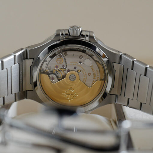 パテック・フィリップ/ノーチラス/国際保証書付き/PATEK PHILLIPE Ref.7118/1A-010 "Nautilus" Full Set - 画像 (9)