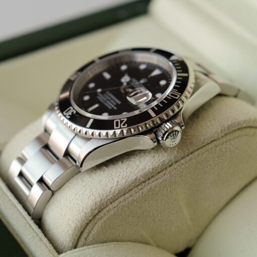 ロレックス/サブマリーナデイト16610/V番/2009年/ルーレット刻印/保証書付き/ROLEX SUBMARINER DATE Ref.16610 2009 with Paper, Box - 画像 (4)