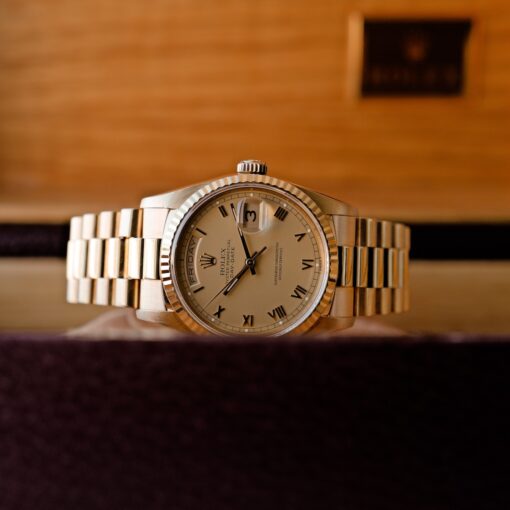 ロレックス/デイデイト36/18238/S番/ローマ数字/18Kイエローゴールド/ROLEX DAY-DATE 36 Ref.18238 18KYG "Roman" 1993 Box and Papers - 画像 (3)