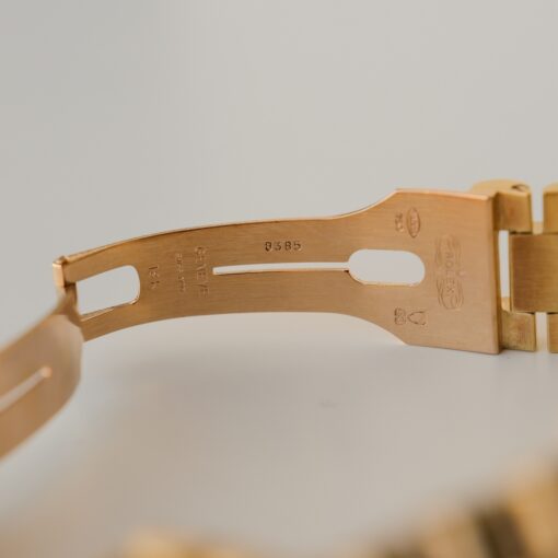 ロレックス/デイデイト36/18238/S番/ローマ数字/18Kイエローゴールド/ROLEX DAY-DATE 36 Ref.18238 18KYG "Roman" 1993 Box and Papers - 画像 (16)