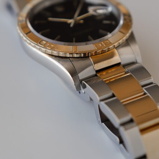 ロレックス/デイトジャスト16263/サンダーバード/ブラックダイヤル/18KYGベゼル/ROLEX DATE-JUST 36 Ref.16263 "Thunderbird" Black Dial 18KYG Bezel 2003 - 画像 (4)