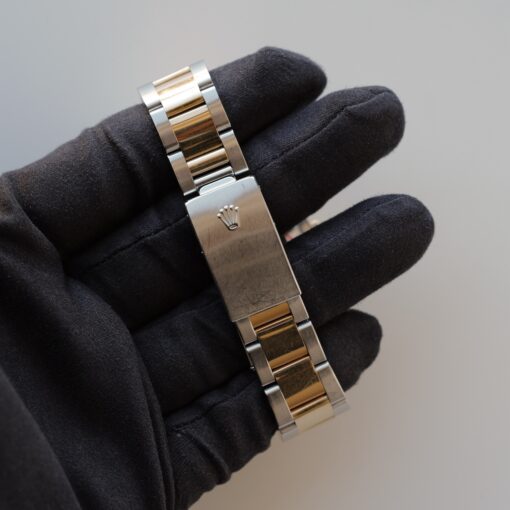 ロレックス/デイトジャスト16263/サンダーバード/ブラックダイヤル/18KYGベゼル/ROLEX DATE-JUST 36 Ref.16263 "Thunderbird" Black Dial 18KYG Bezel 2003 - 画像 (9)
