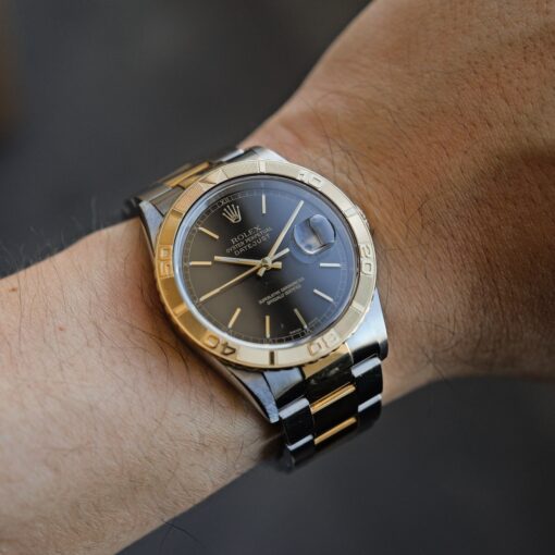 ロレックス/デイトジャスト16263/サンダーバード/ブラックダイヤル/18KYGベゼル/ROLEX DATE-JUST 36 Ref.16263 "Thunderbird" Black Dial 18KYG Bezel 2003 - 画像 (2)