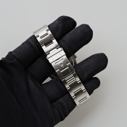 【価格見直し】ロレックス/エクスプローラー1/114270/V番/最終仕様/ルーレット刻印/ROLEX EXPLORER1 REF.114270 "Roulette Engraving" 2009 - 画像 (6)