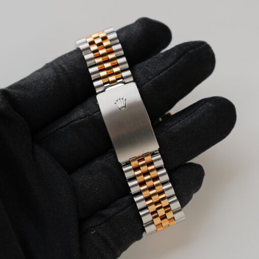 ロレックス/デイトジャスト16233/U番/トリチノバ/ブルーダイヤル/18Kイエローゴールド/ROLEX DATE-JUST Ref.16233 "Tritinova" Blue Dial 1997-98y - 画像 (10)