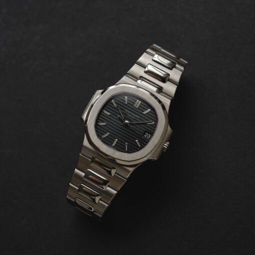 パテック・フィリップ/3800/1G-011/ブルーグレー/18Kホワイトゴールド/箱・アーカイブ付属/PATEK PHILIPPE NAUTILUS REF.3800/1G-011 "Blue Grey" 18K White Gold 1991 with Box and Archive - 画像 (4)