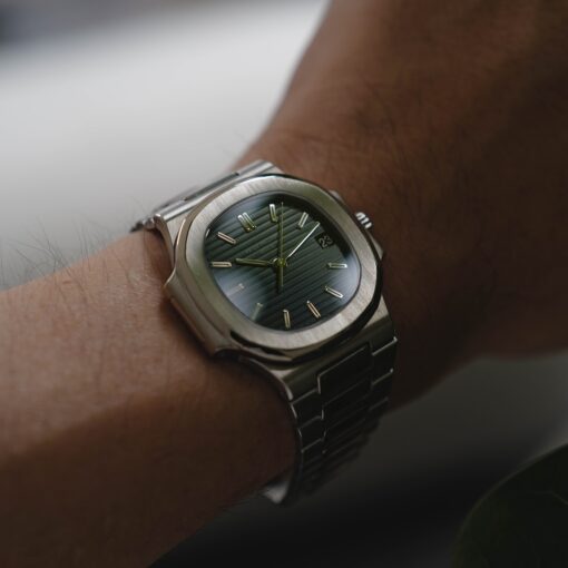 パテック・フィリップ/3800/1G-011/ブルーグレー/18Kホワイトゴールド/箱・アーカイブ付属/PATEK PHILIPPE NAUTILUS REF.3800/1G-011 "Blue Grey" 18K White Gold 1991 with Box and Archive - 画像 (7)