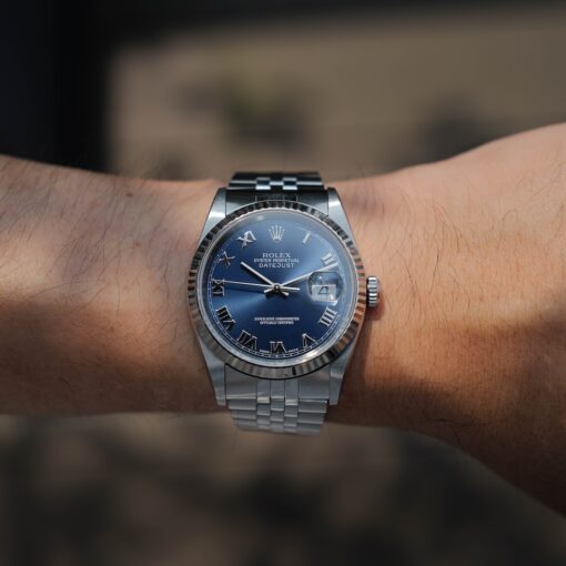 ロレックス/デイトジャスト16234/ブルーローマン/ 18Kホワイトゴールドベゼル/箱・保証書付き/ROLEX DATE-JUST REF.16234 "BLUE ROMAN" 18KWG bezel with Box and Paper 2001y - 画像 (3)