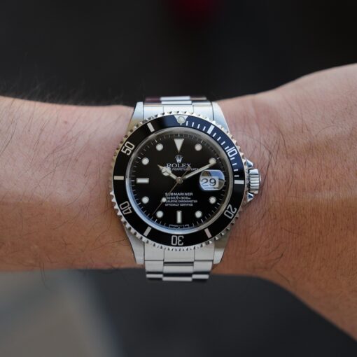 ロレックス/サブマリーナー/W番/オールトリチウム/裏蓋シール/箱・保証書付/ROLEX SUBMARINER DATE REF.16610 W Serial 1995 with Box and Paper - 画像 (3)