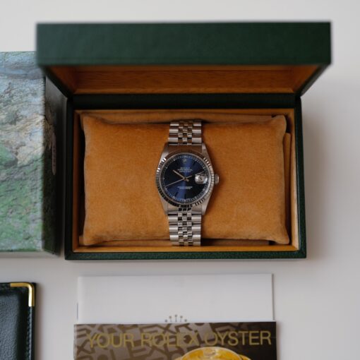 ロレックス/デイトジャスト/U番/ブルーダイヤル/裏蓋シール/箱・冊子等付属/ROLEX DATE-JUST REF.16234 “BLUE” 18KWG bezel 1997y with Box - 画像 (3)