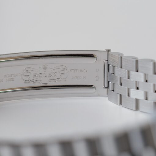 ロレックス/デイトジャスト/U番/ブルーダイヤル/裏蓋シール/箱・冊子等付属/ROLEX DATE-JUST REF.16234 “BLUE” 18KWG bezel 1997y with Box - 画像 (9)