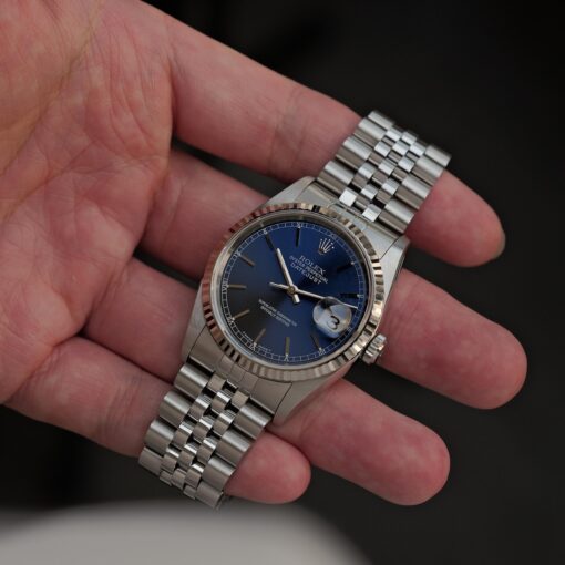 ロレックス/デイトジャスト/U番/ブルーダイヤル/裏蓋シール/箱・冊子等付属/ROLEX DATE-JUST REF.16234 “BLUE” 18KWG bezel 1997y with Box - 画像 (4)