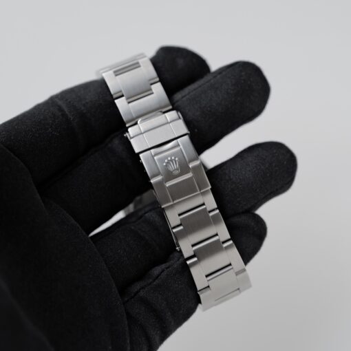 ロレックス/エクスプローラー1/114270/D番/保証書付/ROLEX EXPLORE 1 REF.114270 D-Serial 2005-06 Full Set - 画像 (11)